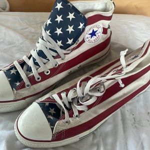 Converse chuck taylors